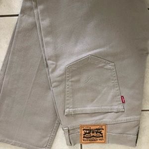 Levis men’s jeans